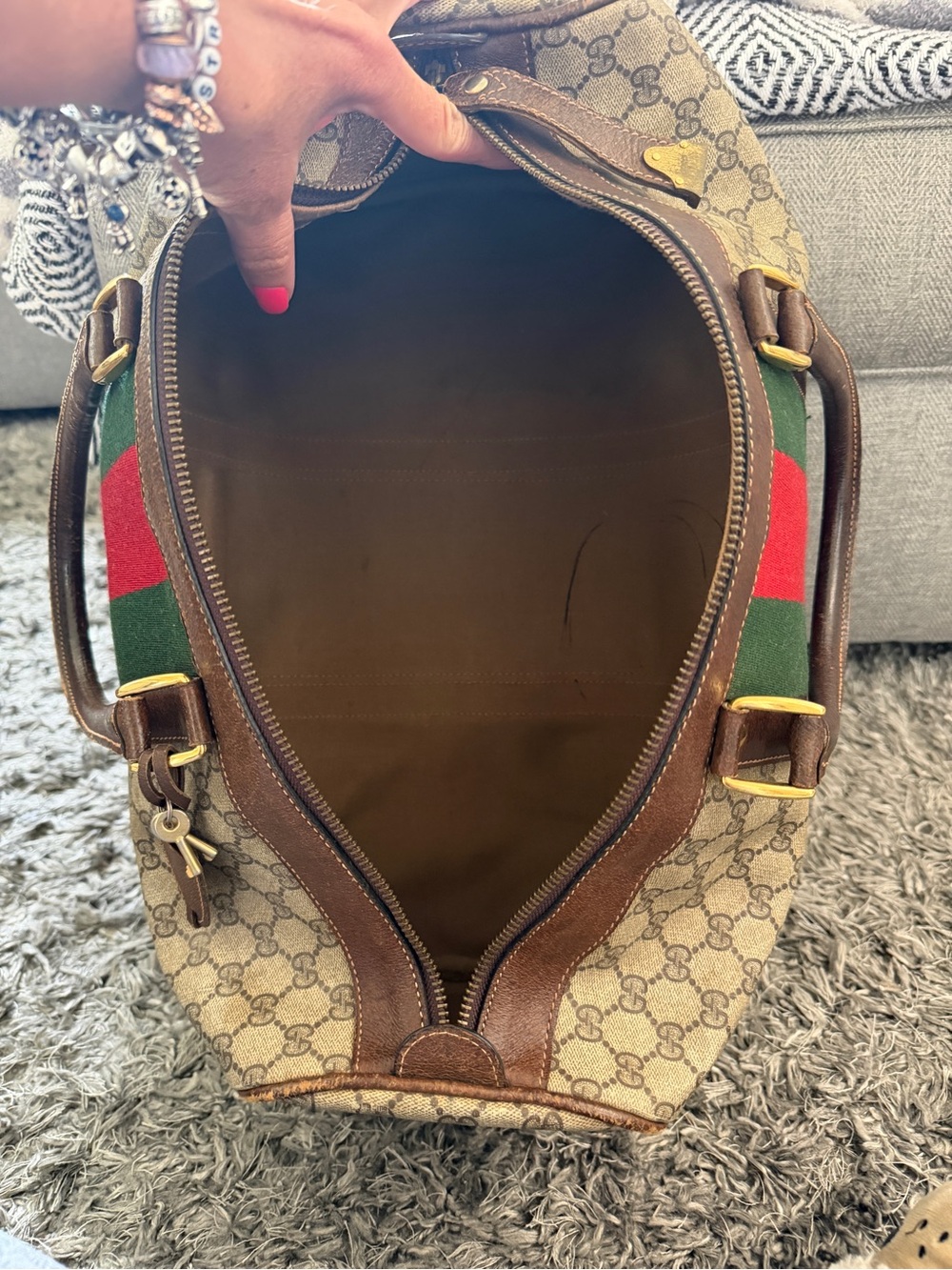 Vintage Gucci Duffel Travel Bag - Picture 16 of 16